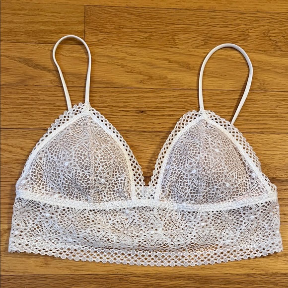 Victoria's Secret Lace Bralette Coconut White Cream Ivory Padded Cup Removable - Picture 3 of 7